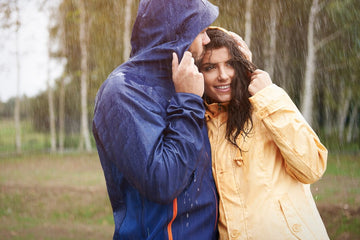 How Long Can a Hardshell Jacket Last? 5 Tips to Extend Its Service Life